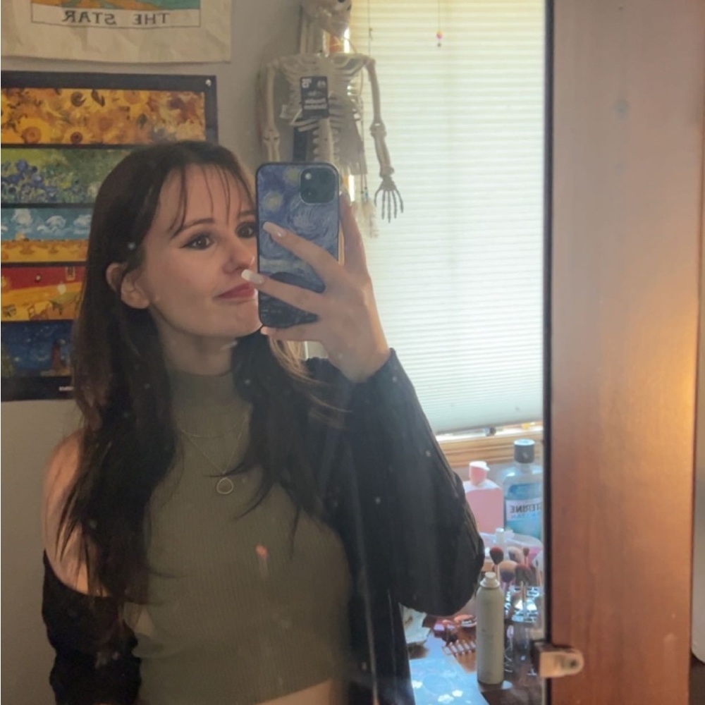 Meet your Posher, Alex